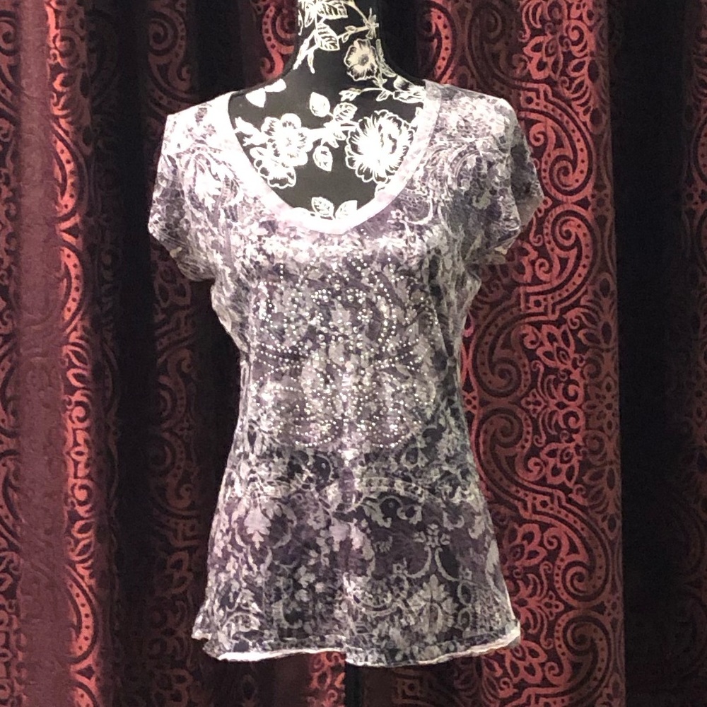 🌞 5/$25 Summer Sale 🌞 Sheer burnout tee